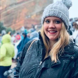 Meet your Posher, Kacey